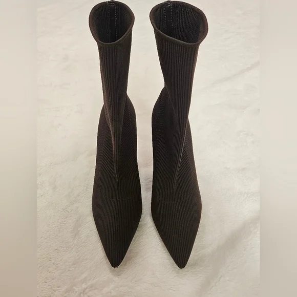 Veronica Beard Lisa Stretch-Knit Sock Boots Size 9.5 - Picture 3 of 9